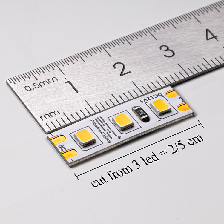 استریپ وایرلس ۱۲ ولت EDC با توان ۱۰ وات و تراکم ۱۲۰ الایدی، گزینهای مطمئن و کارآمد برای نورپردازی داخلی دقیق و اقتصادی با نوری یکنواخت و ملایم است.